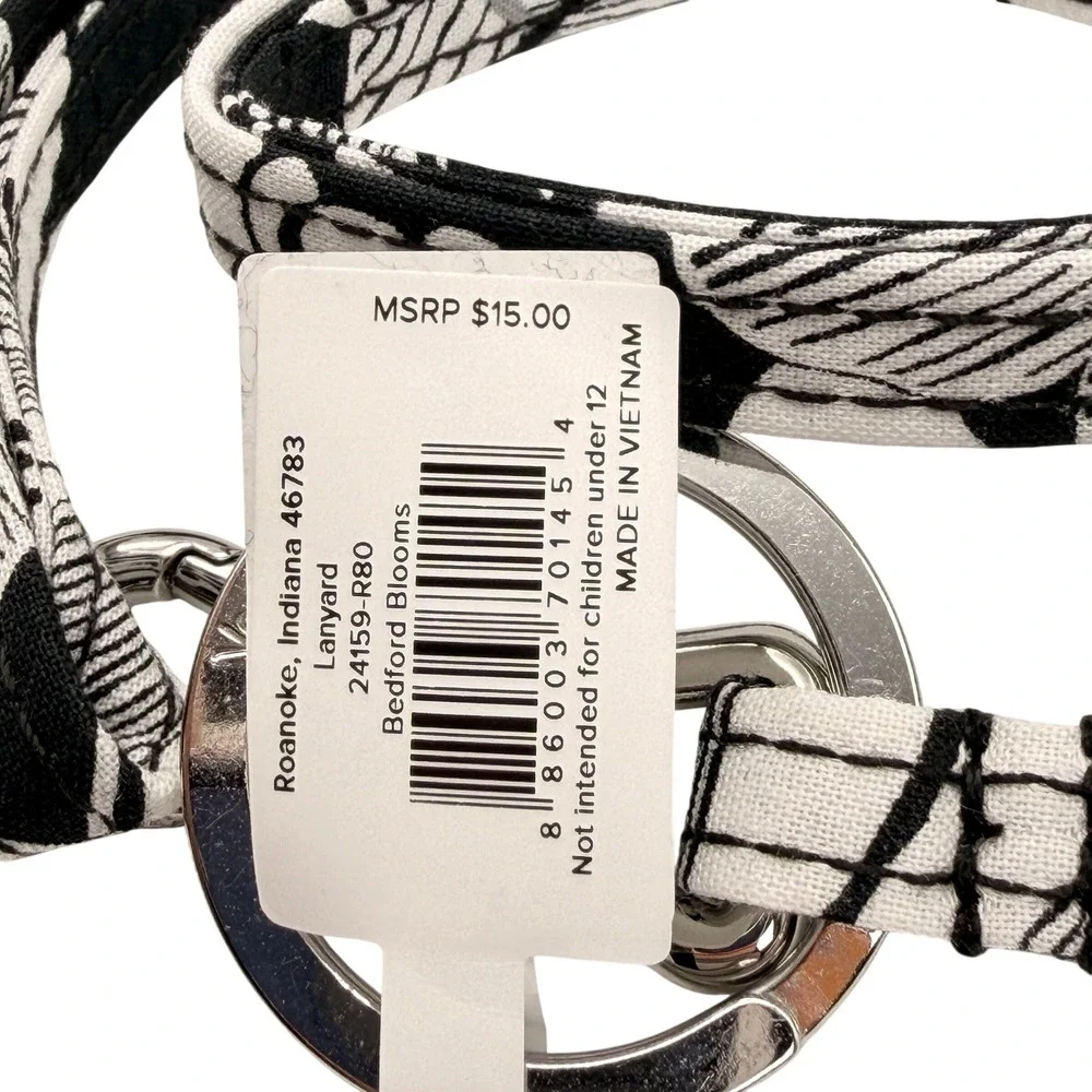 Vera Bradley Bedford Blooms Lanyard Black White Floral Quilted Travel Teacher